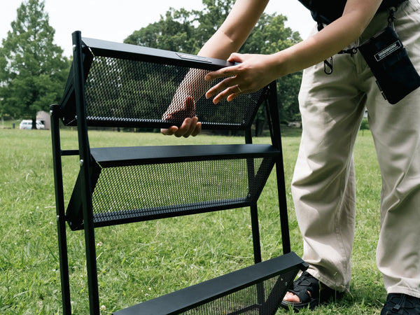 FOLDING SHELF